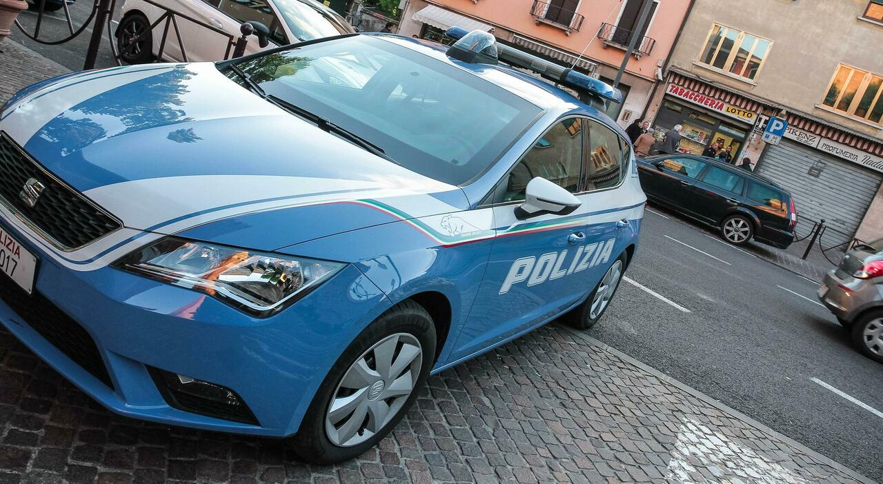 Casa occupata da un senzatetto romeno, parte lo sgombero lampo: è il primo caso di applicazione del nuovo decreto sicurezza in città Casa occupata da un senzatetto romeno, parte lo sgombero lampo: è il primo caso di applicazione del nuovo decreto sicurezza in città