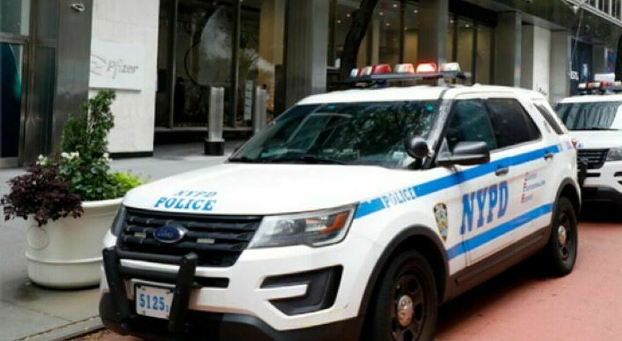 Turista italiano rapito e torturato in un appartamento di New York: la pistola puntata alla testa, il filo elettrico e i piedi nella bacinella Turista italiano rapito e torturato in un appartamento di New York: la pistola puntata alla testa, il filo elettrico e i piedi nella bacinella
