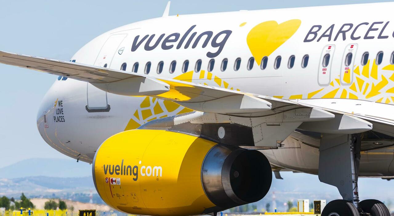 Vueling Rivoluziona il Settore Aereo: Tecnologia 'Shark Skin' per Voli Più Sostenibili e Risparmio di Carburante