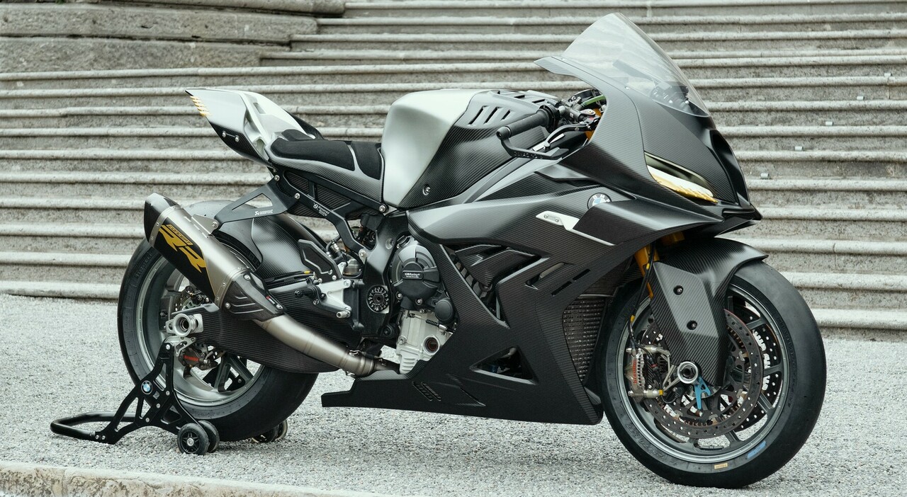 Il BMW Motorrad Concept RR