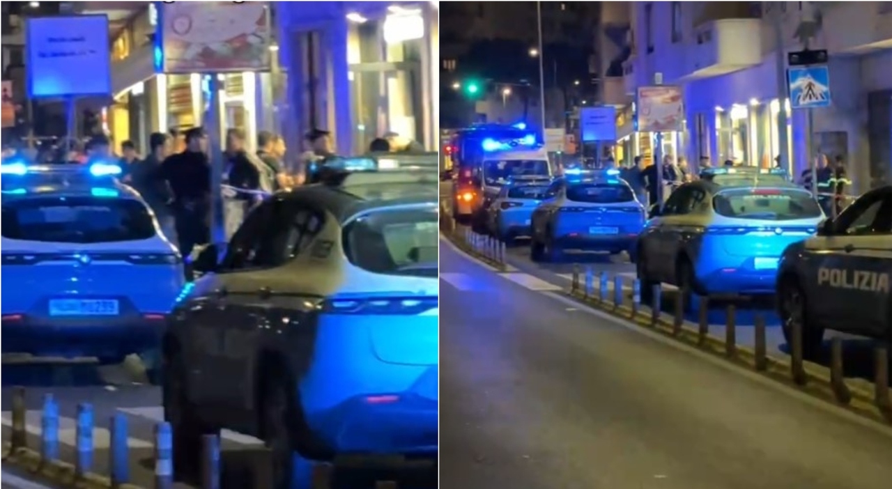 Roma, uomo si barrica dentro il Burger King di viale Eritrea e minaccia i clienti: «Sono armato». Trattative in corso con la polizia Roma, uomo si barrica dentro il Burger King di viale Eritrea e minaccia i clienti: «Sono armato». Trattative in corso con la polizia