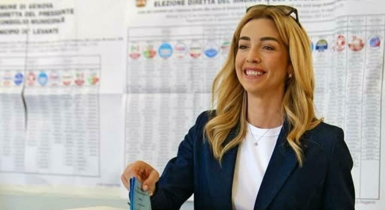 silvia salis verso la vittoria a genova chi è la candidata del campo largo il passato da sportiva il marito regista la carriera da atleta