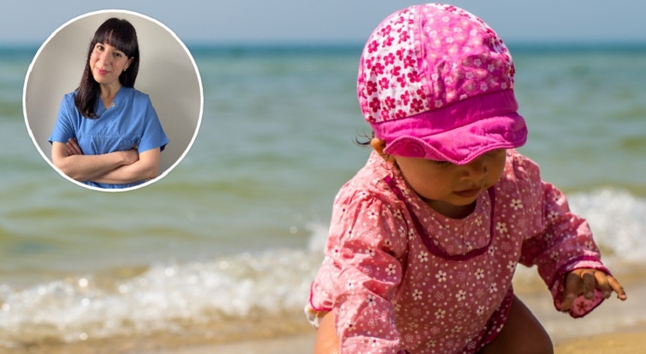 Neonati in vacanza: spiaggia, aereo, aria condizionata. L Neonati in vacanza: spiaggia, aereo, aria condizionata. L
