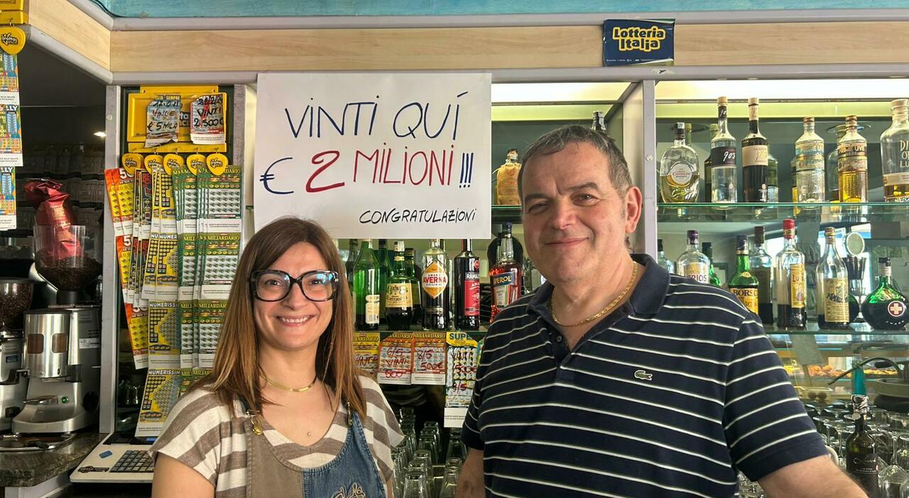 Con 10 euro vince 2 milioni, colpaccio a Monte San Vito con il Gratta e Vinci ?Super Numerissimi?. Il titolare del Bar Cico