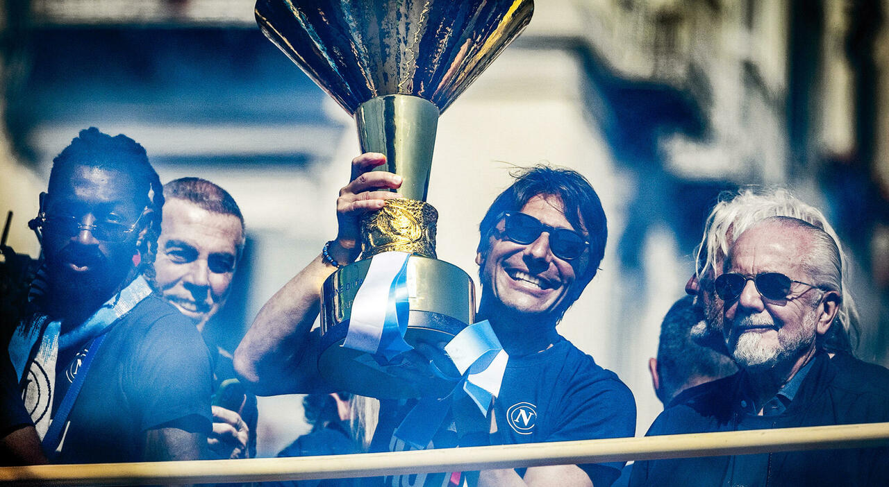 De Laurentiis Conte, fumata bianca: il futuro del Napoli è cominciato De Laurentiis Conte, fumata bianca: il futuro del Napoli è cominciato