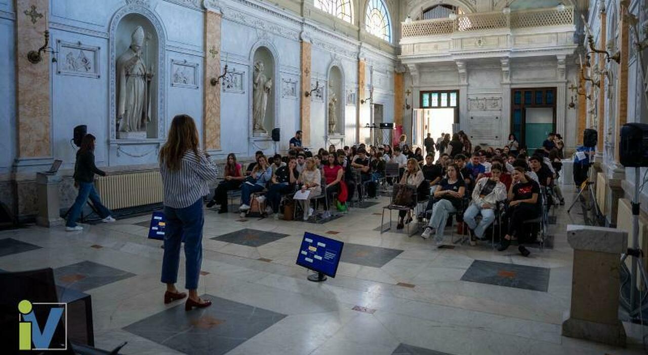 Napoli Innovativa: ScobySkin, la Rivoluzione Tessile e Tecnologica che Conquista il Mondo