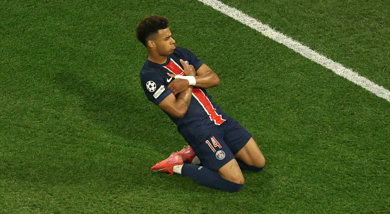 Désiré Doué, chi è la stella del Psg: età, carriera, vita privata, valore di mercato e caratteristiche tecniche