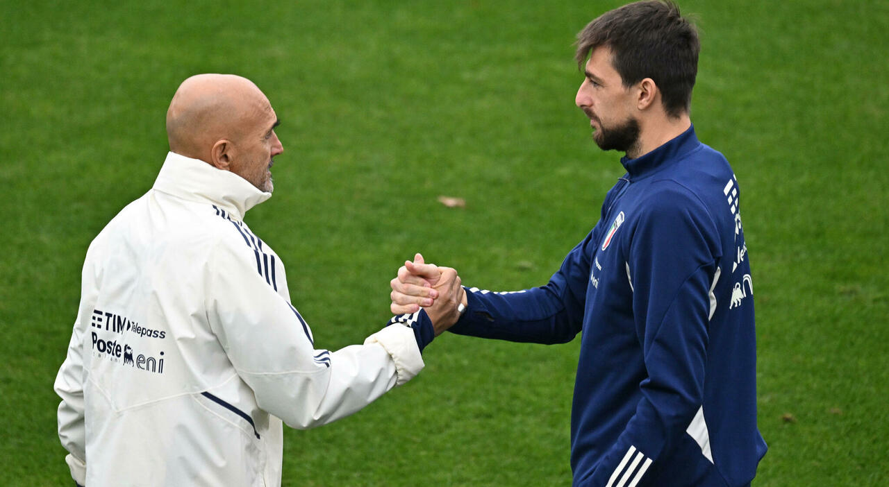 Acerbi non risponde alla convocazione dell'italia, spalletti: «mi ha detto per messaggio che non partecipa, norvegia? È già decisiva»