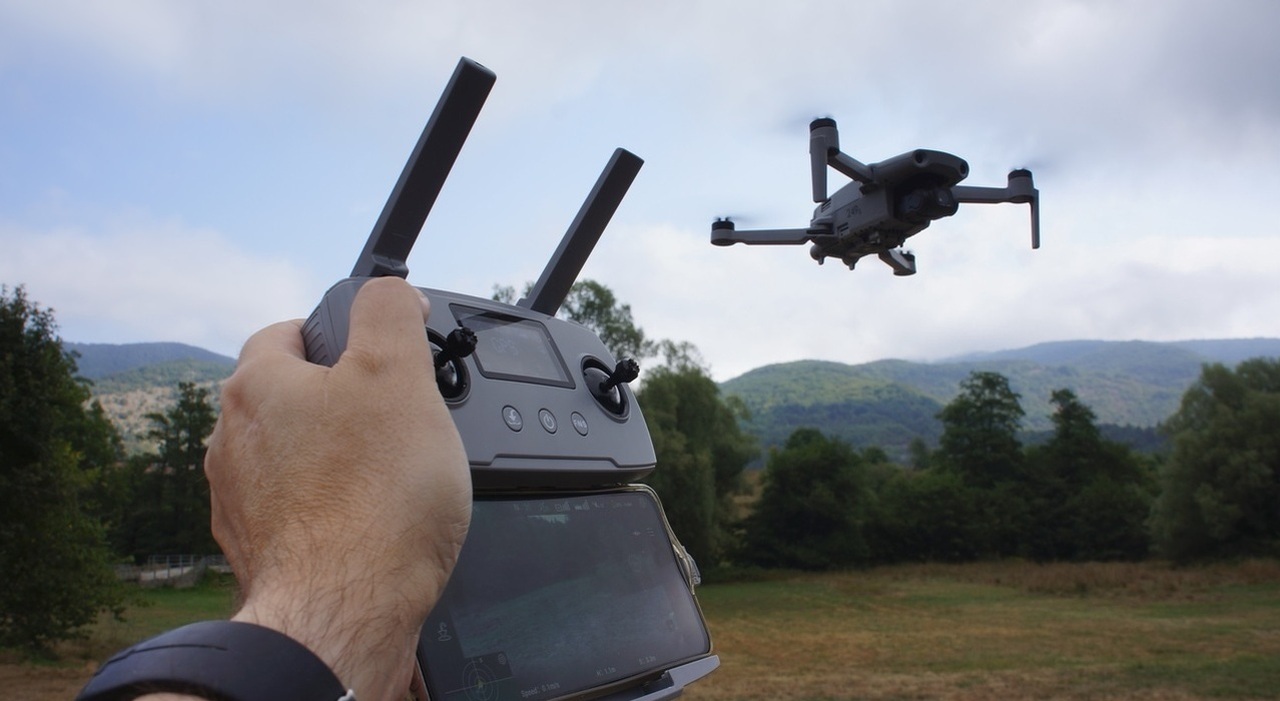 Droni FPV in fibra ottica stampati in 3D: cosa è l Droni FPV in fibra ottica stampati in 3D: cosa è l
