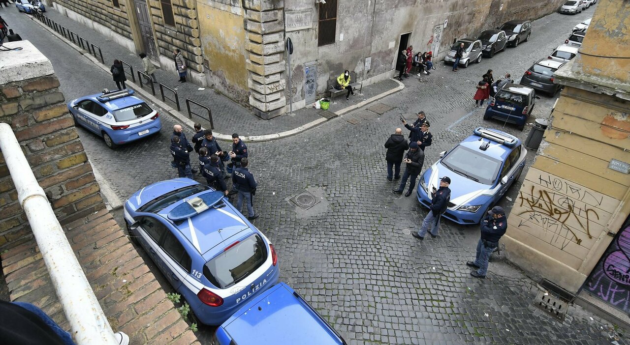 La devastazione misteriosa in una sezione del carcere: cosa è successo? La devastazione misteriosa in una sezione del carcere: cosa è successo?