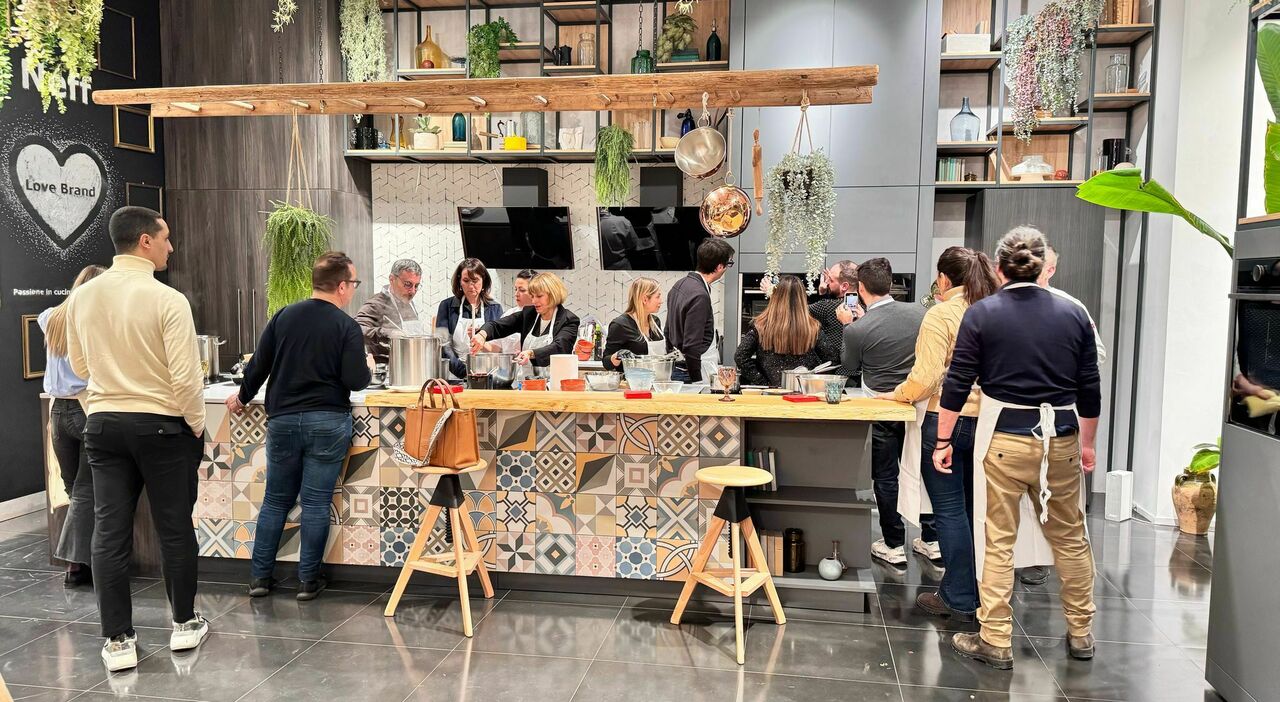 Scopri incontri affascinanti, degustazioni squisite e corsi di cucina innovativi allo spazio Neff di via del Tritone