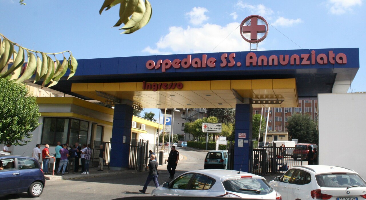 ferito all addome in città vecchia cinquantenne in ospedale indagini in corso