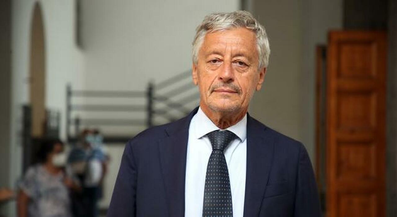 Consiglio di Sanità tra i trenta ?saggi? quattro napoletani Consiglio di Sanità tra i trenta ?saggi? quattro napoletani