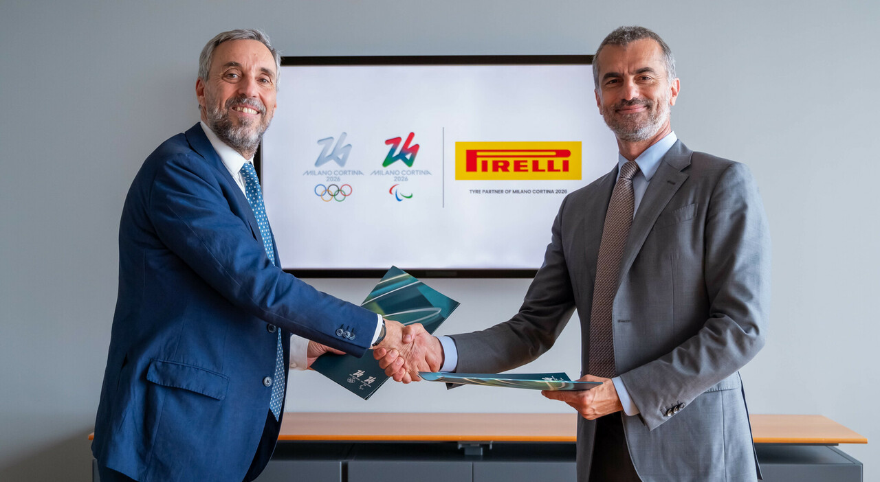 A destra Andrea Casaluci, CEO di Pirelli e il CEO della Fondazione Milano Cortina 2026 Andrea Varnier