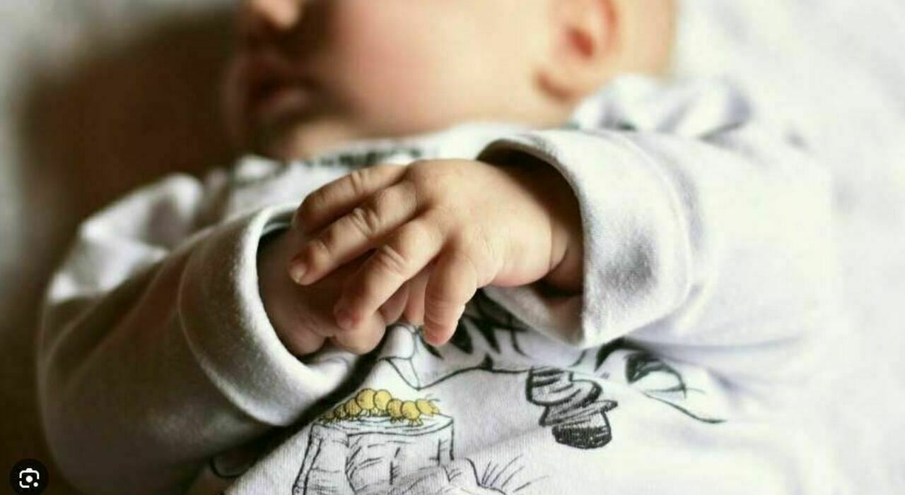 bimbo in fin di vita al santobono con gravi lesioni cerebrali la mamma accusa i medici