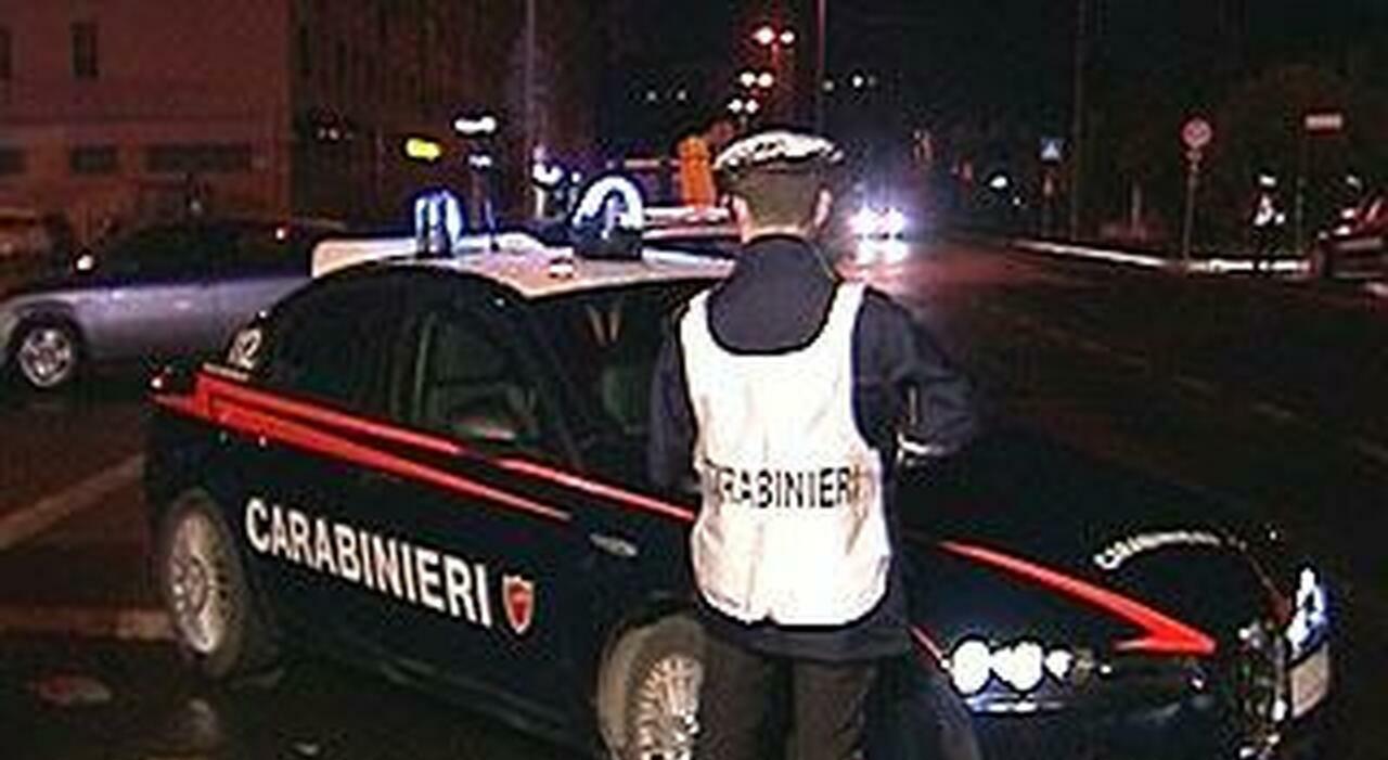 Ascoli, rissa alla cena di classe delle terza media: papà rimprovera una mamma, intervengono altri genitori e scoppia la bagarre Ascoli, rissa alla cena di classe delle terza media: papà rimprovera una mamma, intervengono altri genitori e scoppia la bagarre