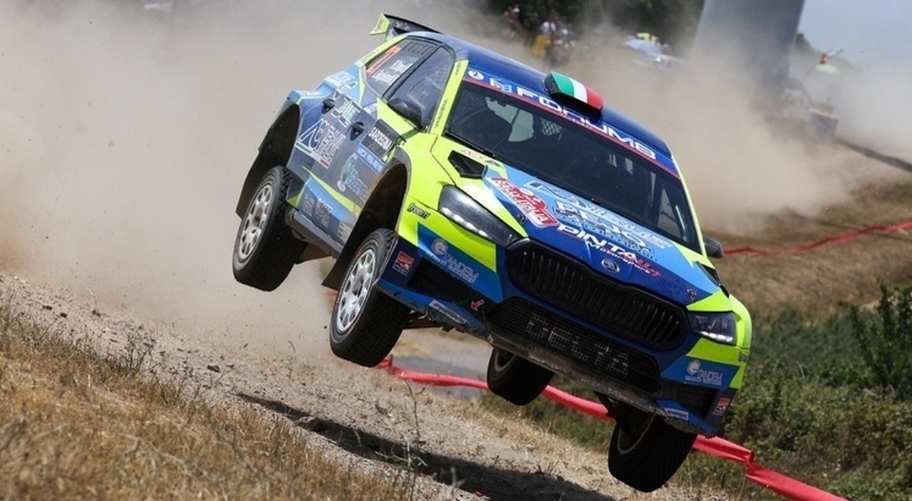 Roberto Daprà e Luca Guglielmetti con la la Skoda Fabia Rs Rally2