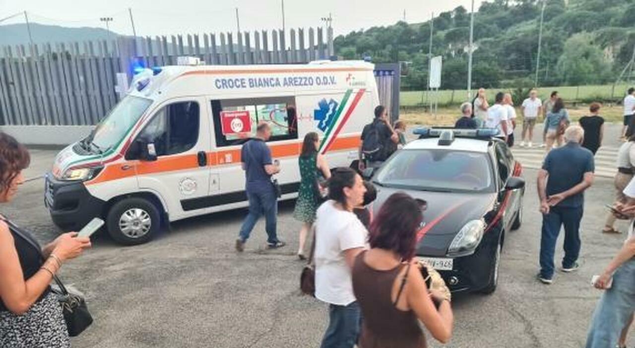 Morsi, sediate e fratture. La furia sul baby arbitro di Arezzo massacrato dal padre di un giocatore della Vis Pesaro: è un operaio di 45 anni Morsi, sediate e fratture. La furia sul baby arbitro di Arezzo massacrato dal padre di un giocatore della Vis Pesaro: è un operaio di 45 anni