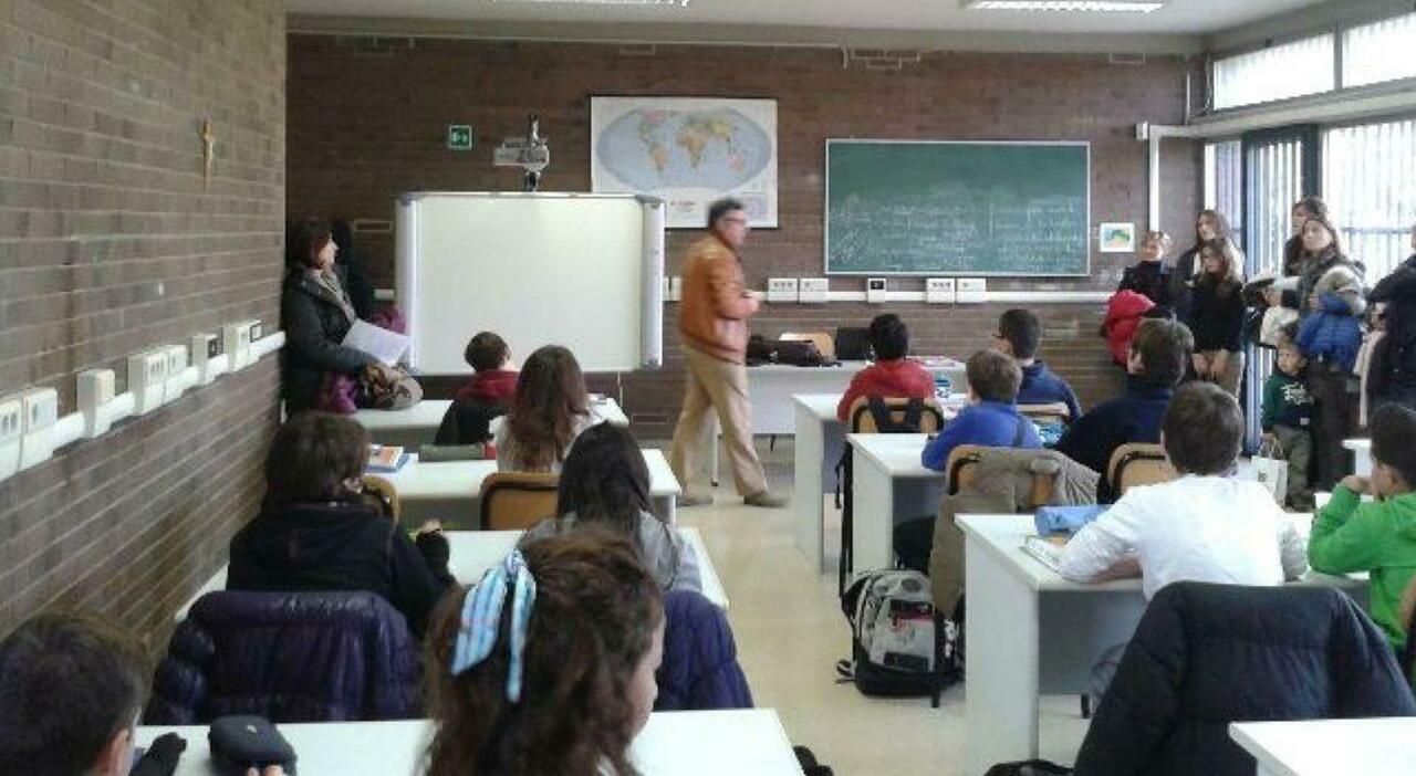 esami terza media 2025 le prove scritte di italiano matematica e lingue e il colloquio cosa sapere