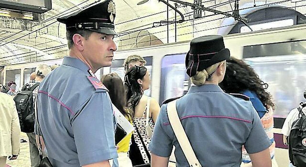 Il dramma alla metro B: un ladro approfitta di un momento tragico e viene catturato sul fatto