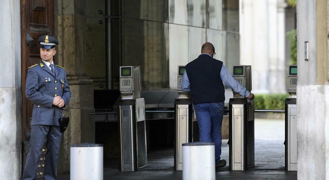 Statali, pagamenti Tfs più rapidi: Inps assumerà nuovi funzionari amministrativi per abbattere i ritardi