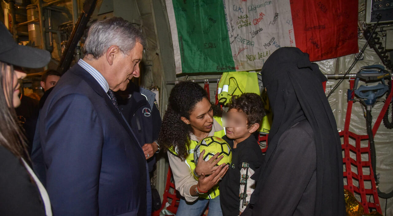 «Adam è salvo, grazie Italia»: il bambino sopravvissuto ai raid su Gaza ora è a Milano «Adam è salvo, grazie Italia»: il bambino sopravvissuto ai raid su Gaza ora è a Milano