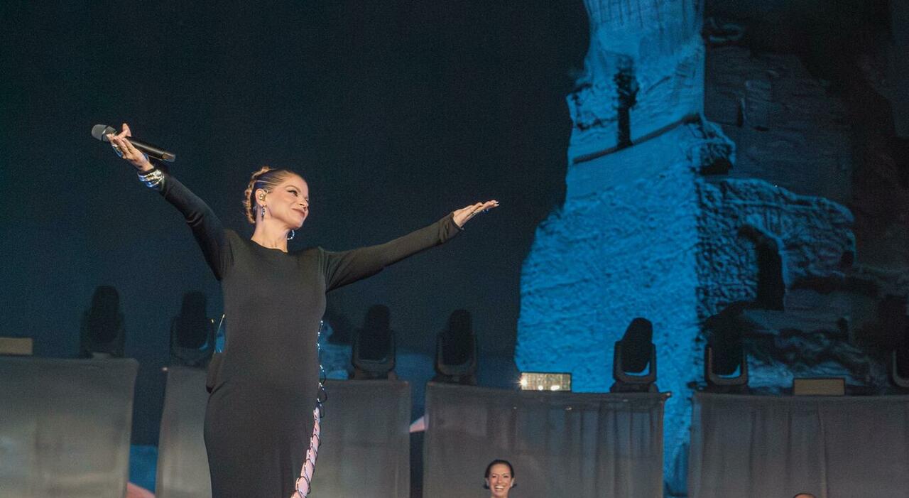 alessandra amoroso in tour con penelope nel pancione sono una matta la maternit224 va sostenuta ma tante donne non sono tutelate