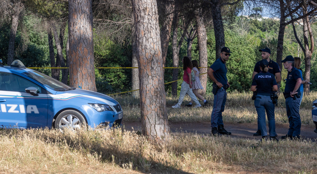 Rexal Ford, chi è il presunto killer di Villa Pamphili: americano, 46 anni, ha detto di essere il padre della bimba Rexal Ford, chi è il presunto killer di Villa Pamphili: americano, 46 anni, ha detto di essere il padre della bimba