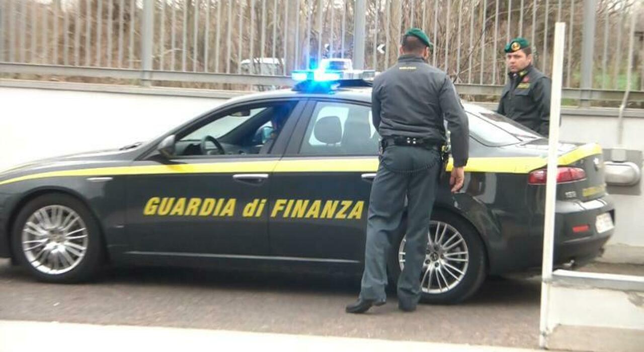 Frattamaggiore, pasta e farina per coprire traffico di droga: sequestrato carico di ketamina per gli Usa Frattamaggiore, pasta e farina per coprire traffico di droga: sequestrato carico di ketamina per gli Usa