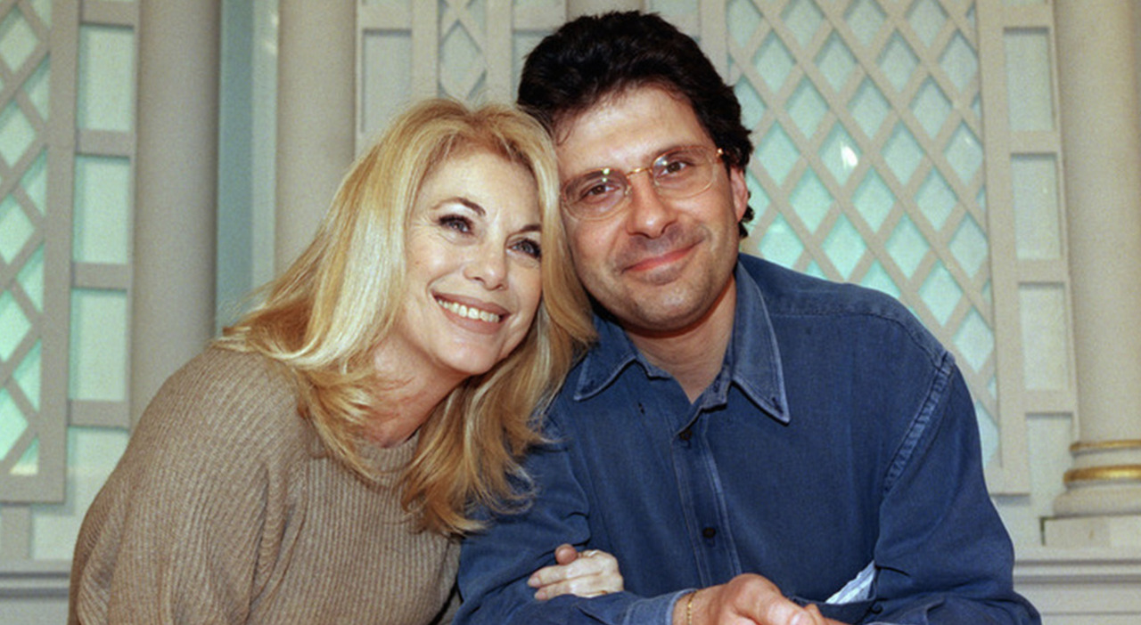 https://statics.cedscdn.it/photos/MED_HIGH/2025/06/16/8901498_16143916_fabrizio_frizzi_e_rita_dalla_cihesa.jpg