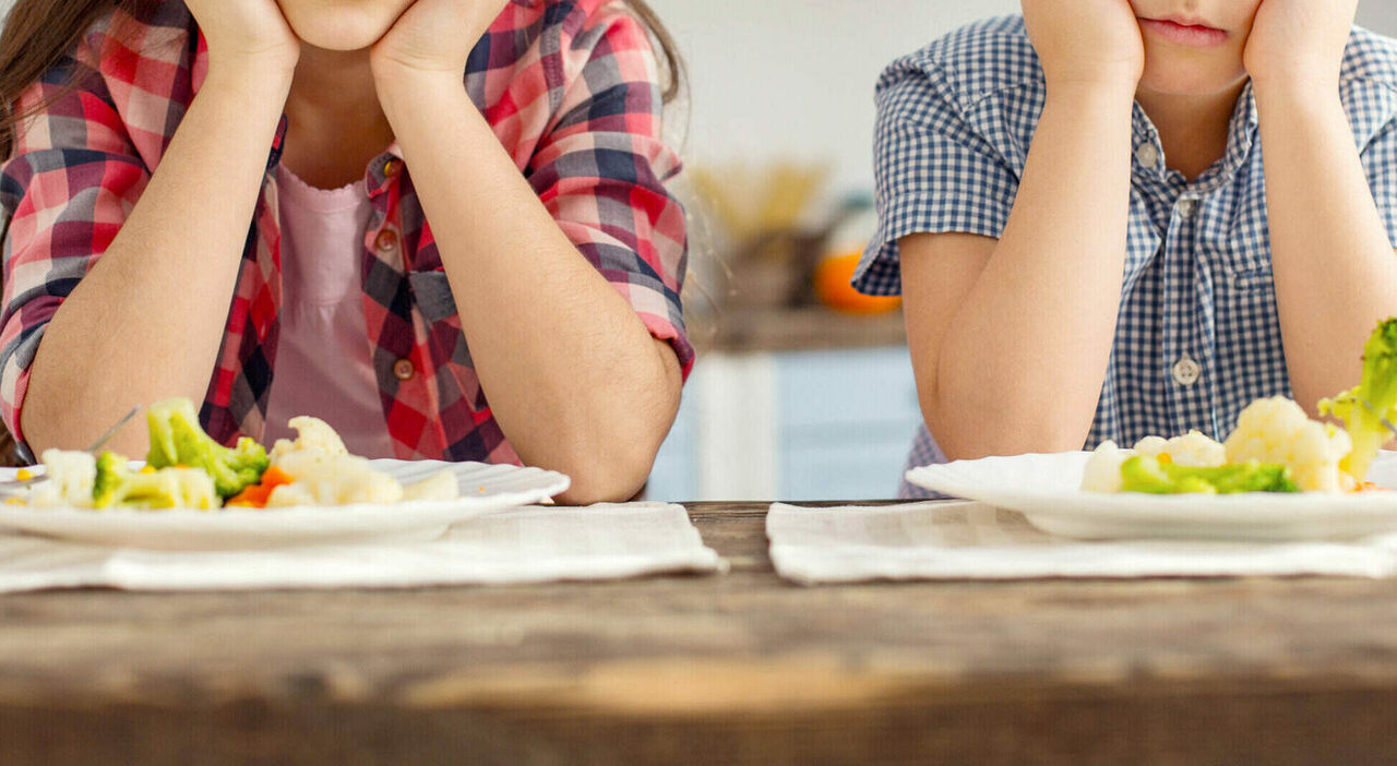 https://statics.cedscdn.it/photos/MED_HIGH/2025/06/17/8903653_17165116_bambini_verdure_shutterstock.jpg