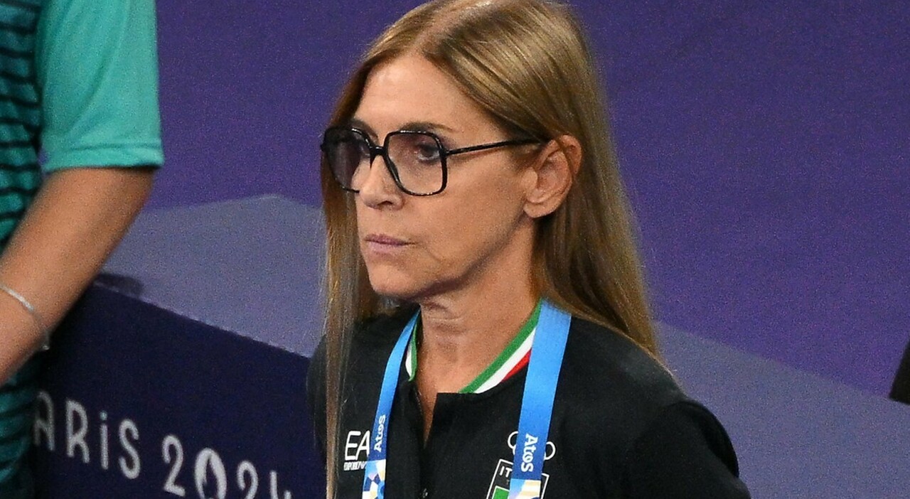 https://statics.cedscdn.it/photos/MED_HIGH/2025/06/17/8903799_17170927_federginnastica_maccarani_sospesa_inchiesta_abusi_oggi_17_6_2025.jpg