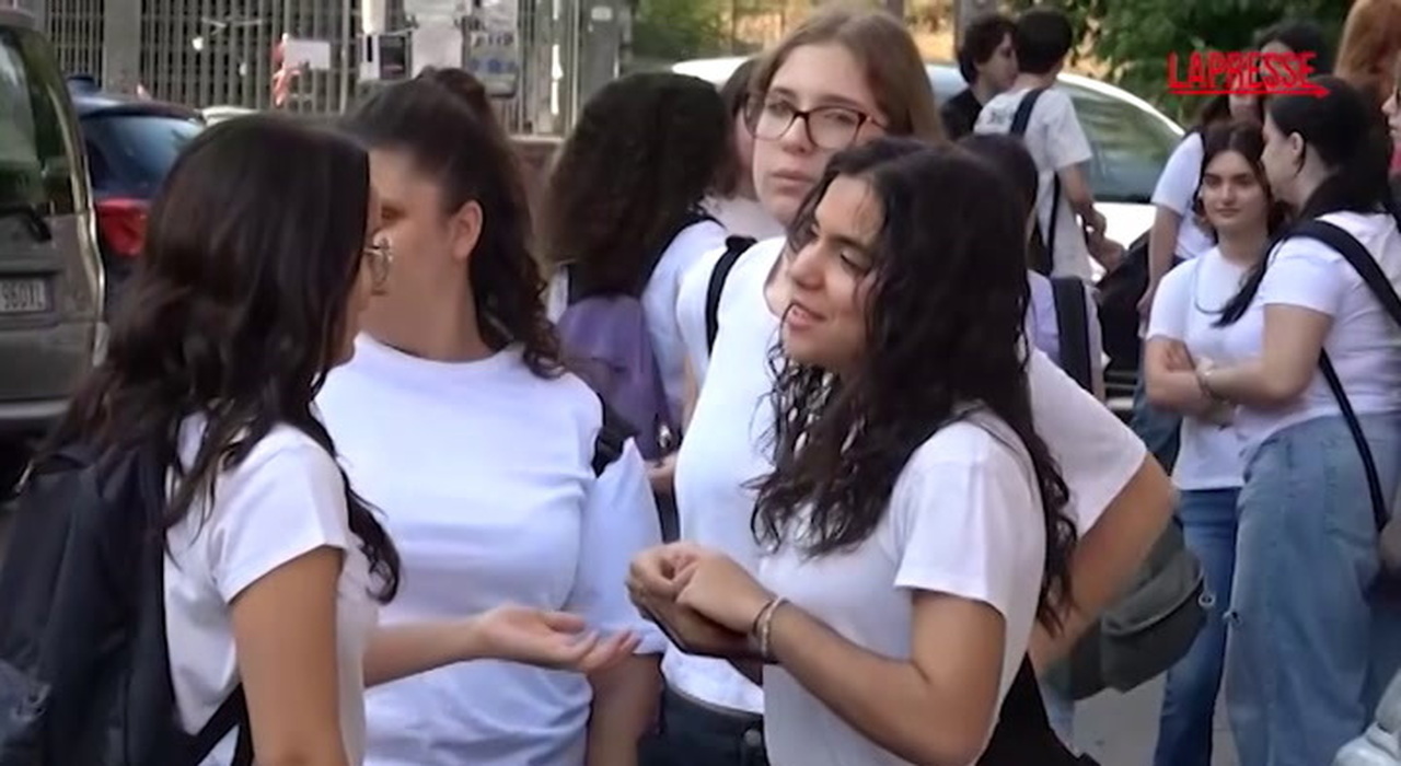 https://statics.cedscdn.it/photos/MED_HIGH/2025/06/18/8905496_poster.jpg