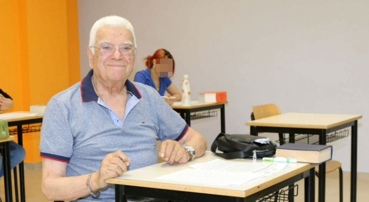 Antonio Pastore, a 91 anni alla prima prova della Maturità 2025 Antonio Pastore, a 91 anni alla prima prova della Maturità 2025
