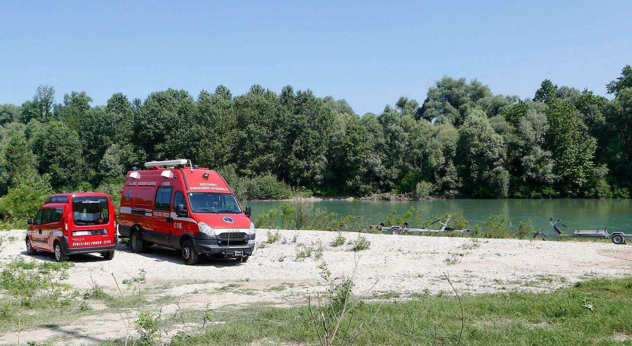 Ragazzini scomparsi nel Piave, l?allarme lanciato da un?amica: «Sono entrati in acqua e non li ho più visti». Ricerche in corso Ragazzini scomparsi nel Piave, l?allarme lanciato da un?amica: «Sono entrati in acqua e non li ho più visti». Ricerche in corso