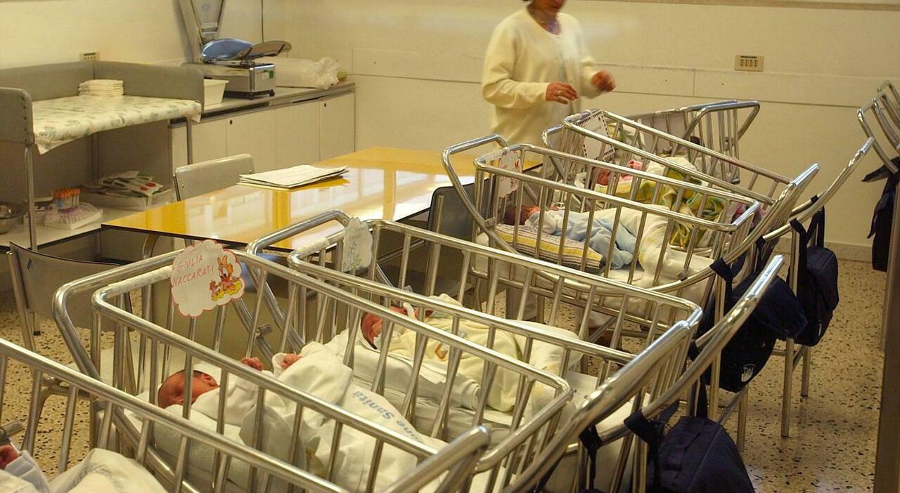 Denatalità, tra 200 anni nascerà l?ultimo bambino in Italia (senza una inversione della tendenza)