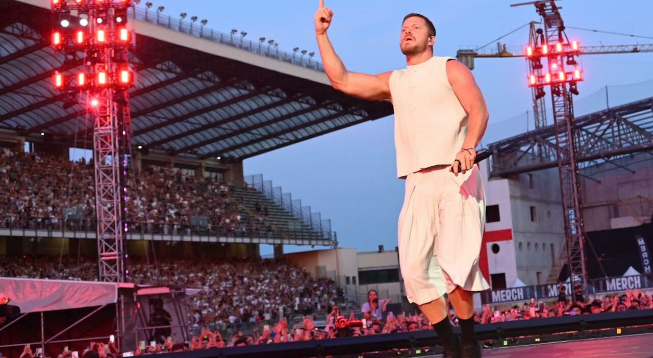 https://statics.cedscdn.it/photos/MED_HIGH/2025/06/18/8906225_18215244_imagine_dragons_concerto.jpg