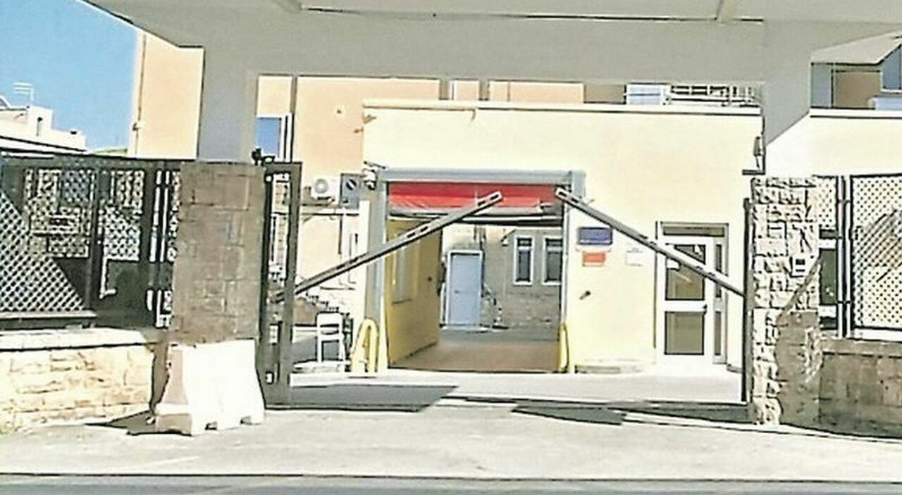 Festa di fine anno con alcolici: studeti finiscono in ospedale. Una 15enne in coma etilico Festa di fine anno con alcolici: studeti finiscono in ospedale. Una 15enne in coma etilico