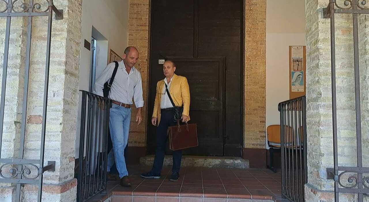 omicidio a tolentino gentiana massacrata con 17 coltellate e un calcio in faccia quando era agonizzante ha tentato di difendersi e scappare dopo l agguato alle spalle