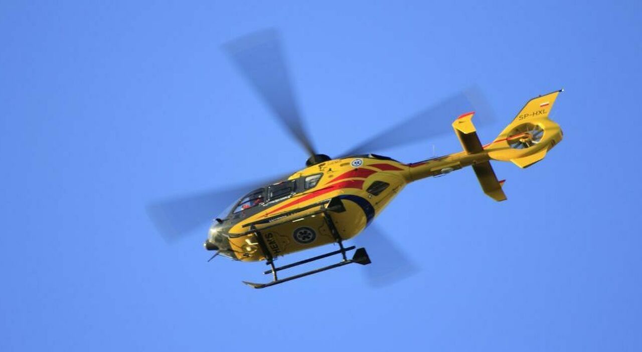 Ascoli, bambina di 10 mesi ustionata in casa portata in eliambulanza nel reparto specialistico di Cesena Ascoli, bambina di 10 mesi ustionata in casa portata in eliambulanza nel reparto specialistico di Cesena