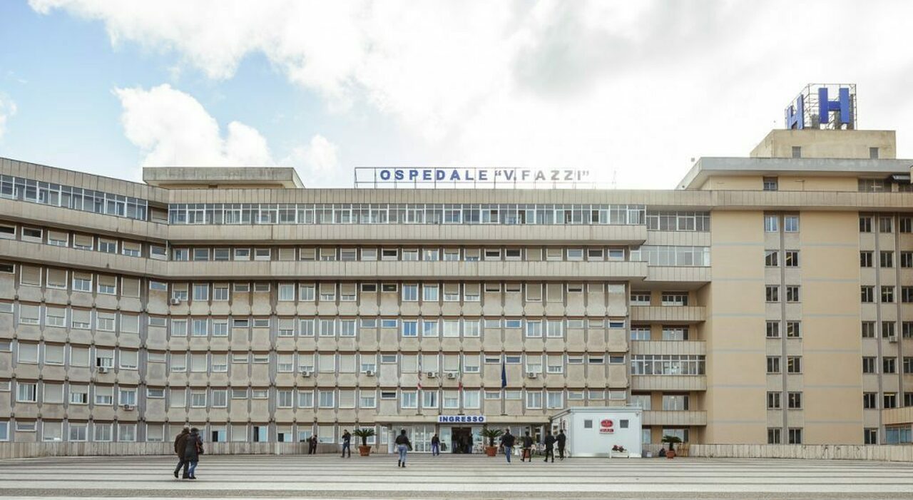 In ospedale con la febbre alta, Jennifer Pagliara muore a 15 anni dopo due giorni di agonia: la famiglia denuncia, aperta un In ospedale con la febbre alta, Jennifer Pagliara muore a 15 anni dopo due giorni di agonia: la famiglia denuncia, aperta un