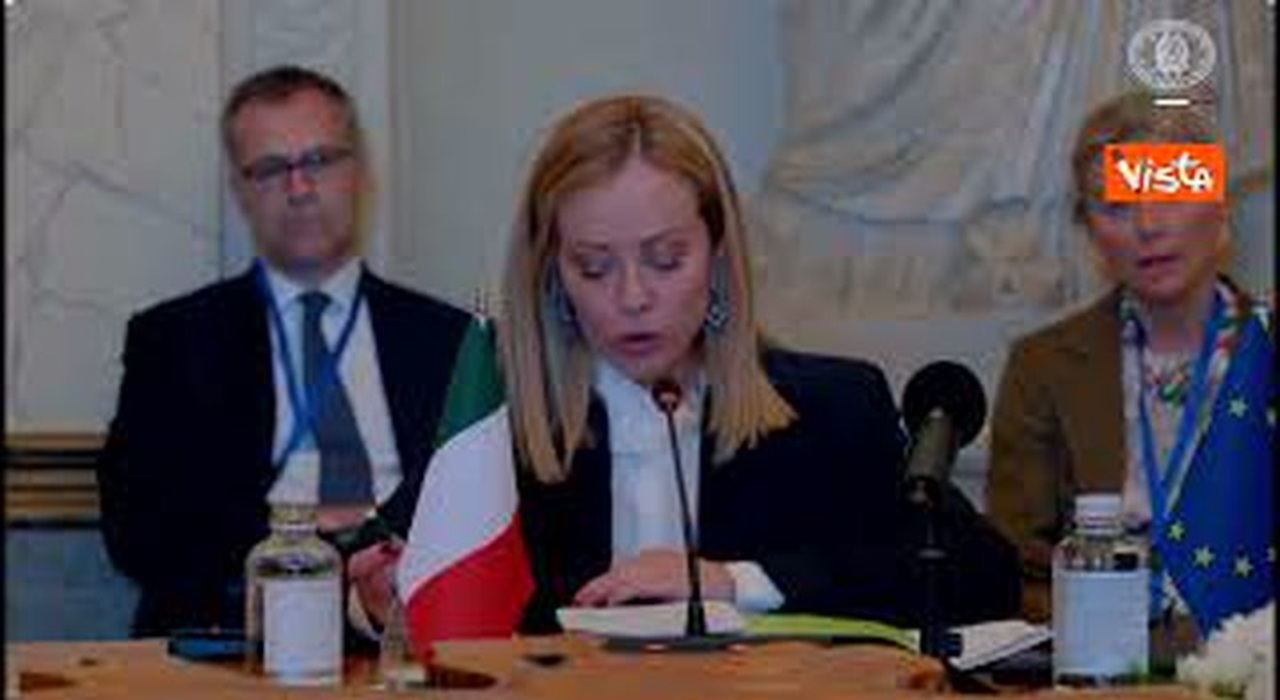 https://statics.cedscdn.it/photos/MED_HIGH/2025/06/20/8909781_poster.jpg