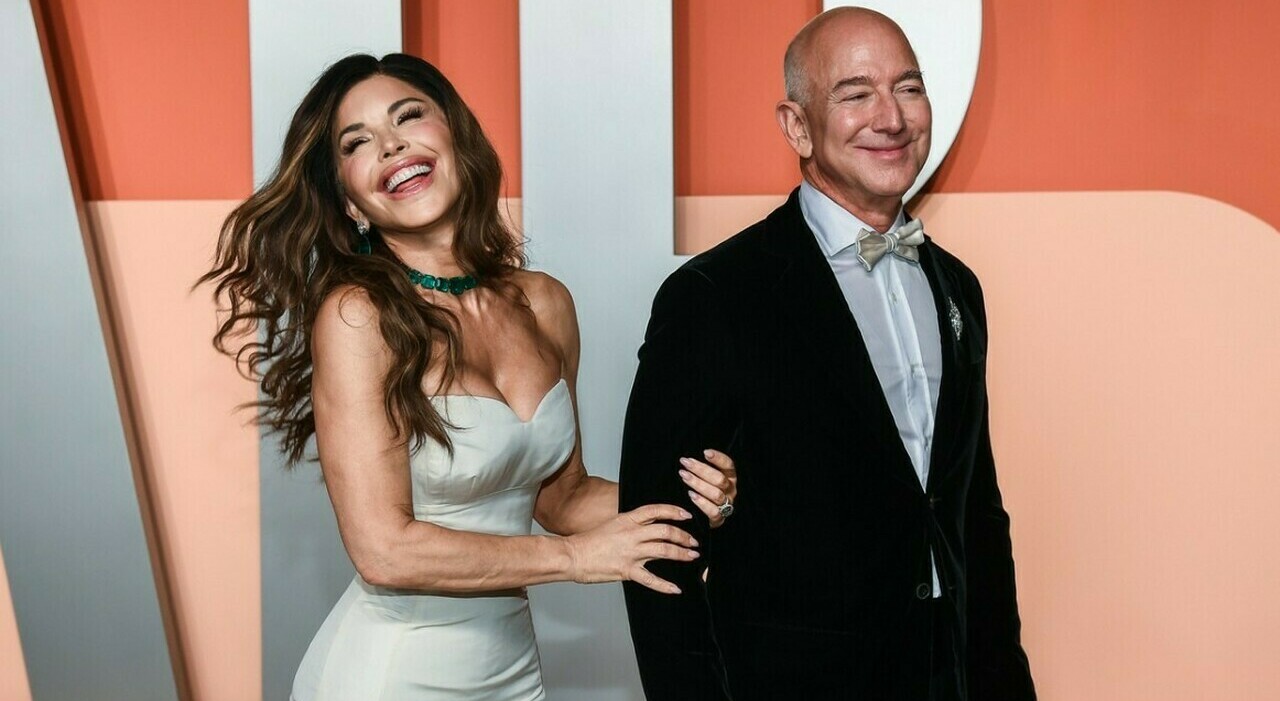 https://statics.cedscdn.it/photos/MED_HIGH/2025/06/20/8910041_20175436_8896269_13160824_bezos_matrimonio.jpg