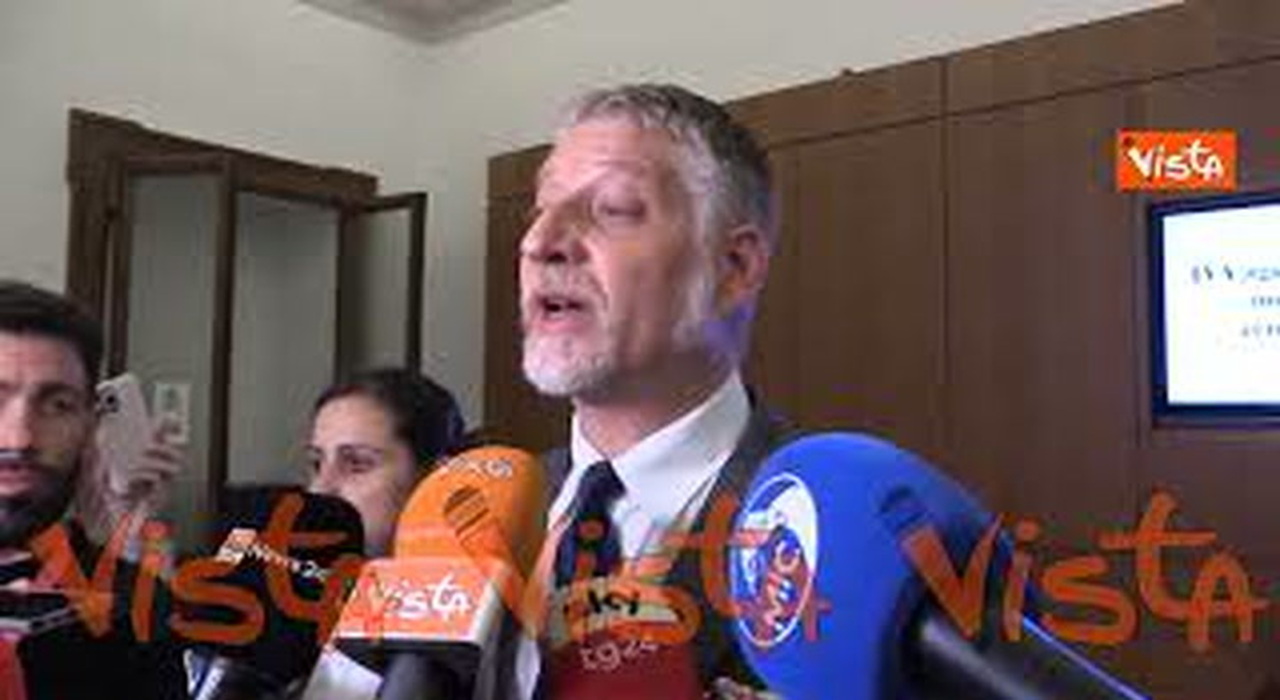https://statics.cedscdn.it/photos/MED_HIGH/2025/06/20/8910220_poster.jpg