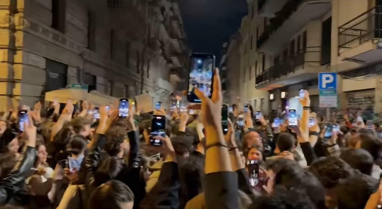 Giovani, locali e ordinanze la vita notturna a un bivio: «Necessario ascoltare tutti» Giovani, locali e ordinanze la vita notturna a un bivio: «Necessario ascoltare tutti»