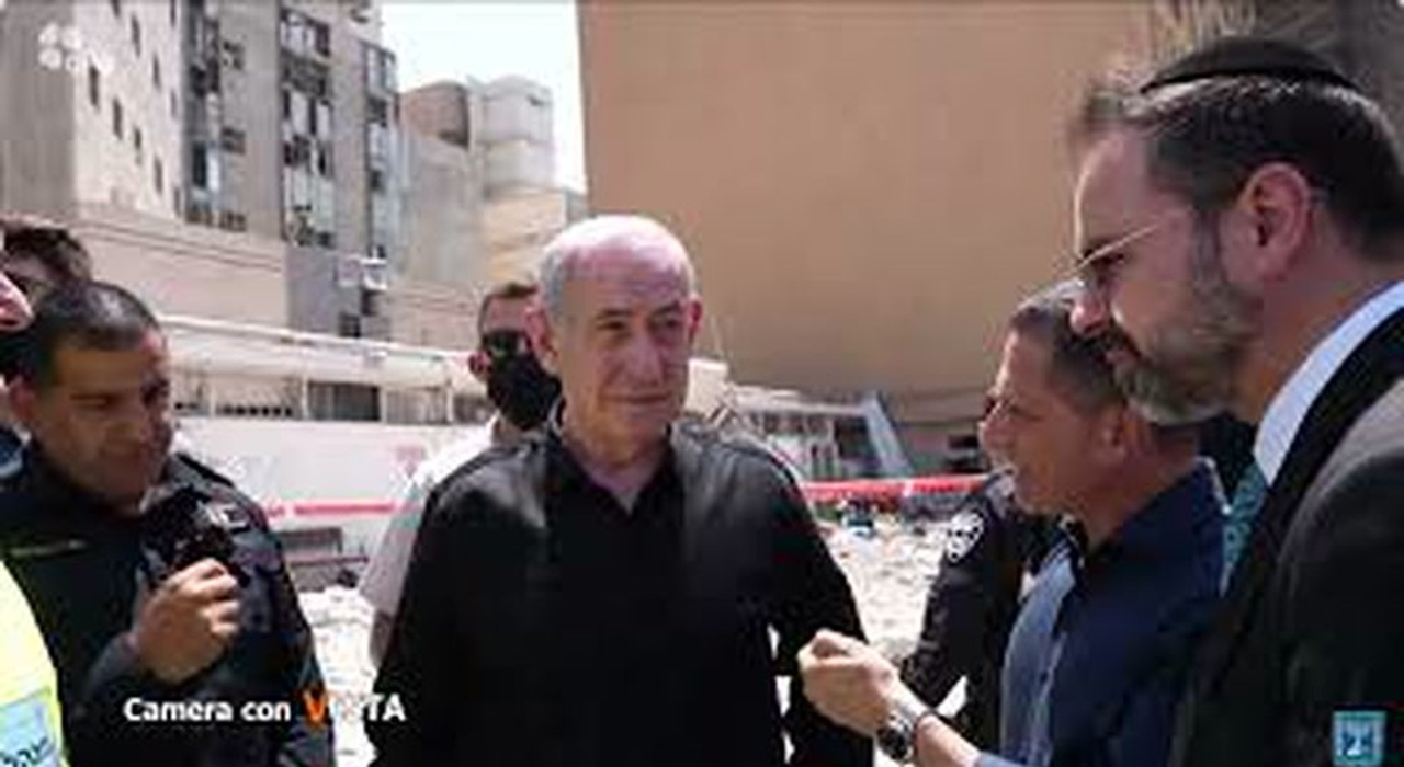 https://statics.cedscdn.it/photos/MED_HIGH/2025/06/21/8911722_poster.jpg