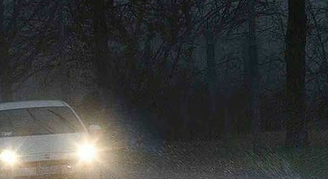 https://statics.cedscdn.it/photos/MED_HIGH/2025/06/22/8913321_22125224_3761003_1505_maltempo.jpg