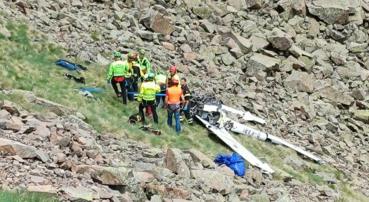 aliante precipita poco sotto la cresta di cima bocche e si schianta 2 morti