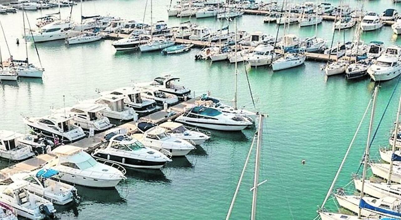 Puglia, porti turistici e posti barca: progetti bloccati dalla burocrazia. Le amministrazioni al lavoro Puglia, porti turistici e posti barca: progetti bloccati dalla burocrazia. Le amministrazioni al lavoro