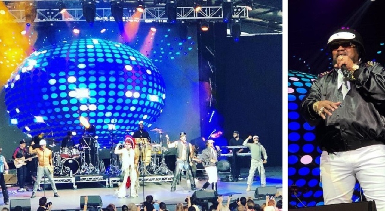 https://statics.cedscdn.it/photos/MED_HIGH/2025/06/23/8914725_23071310_village_people.jpg